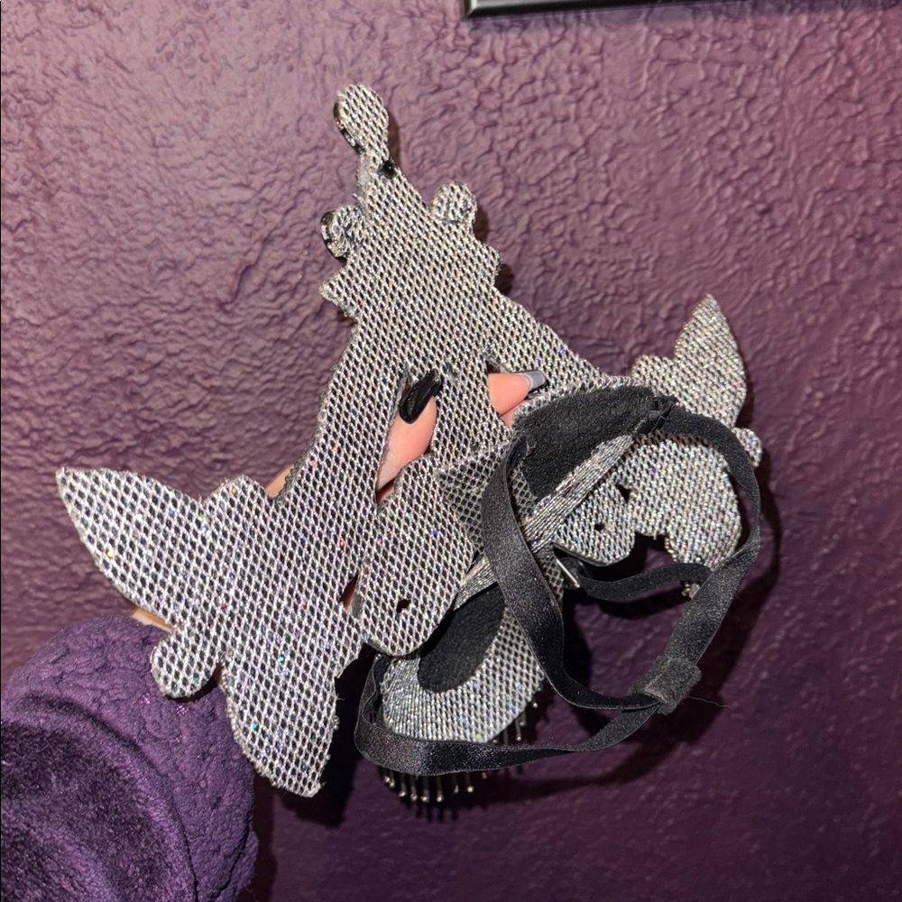 Gothic Handbeaded Headpiece - One of a Kind - Picture 5 of 7